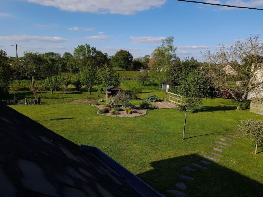 Bed and Breakfast Chambre Dans Un Ecrin De Verdure Angrie Экстерьер фото