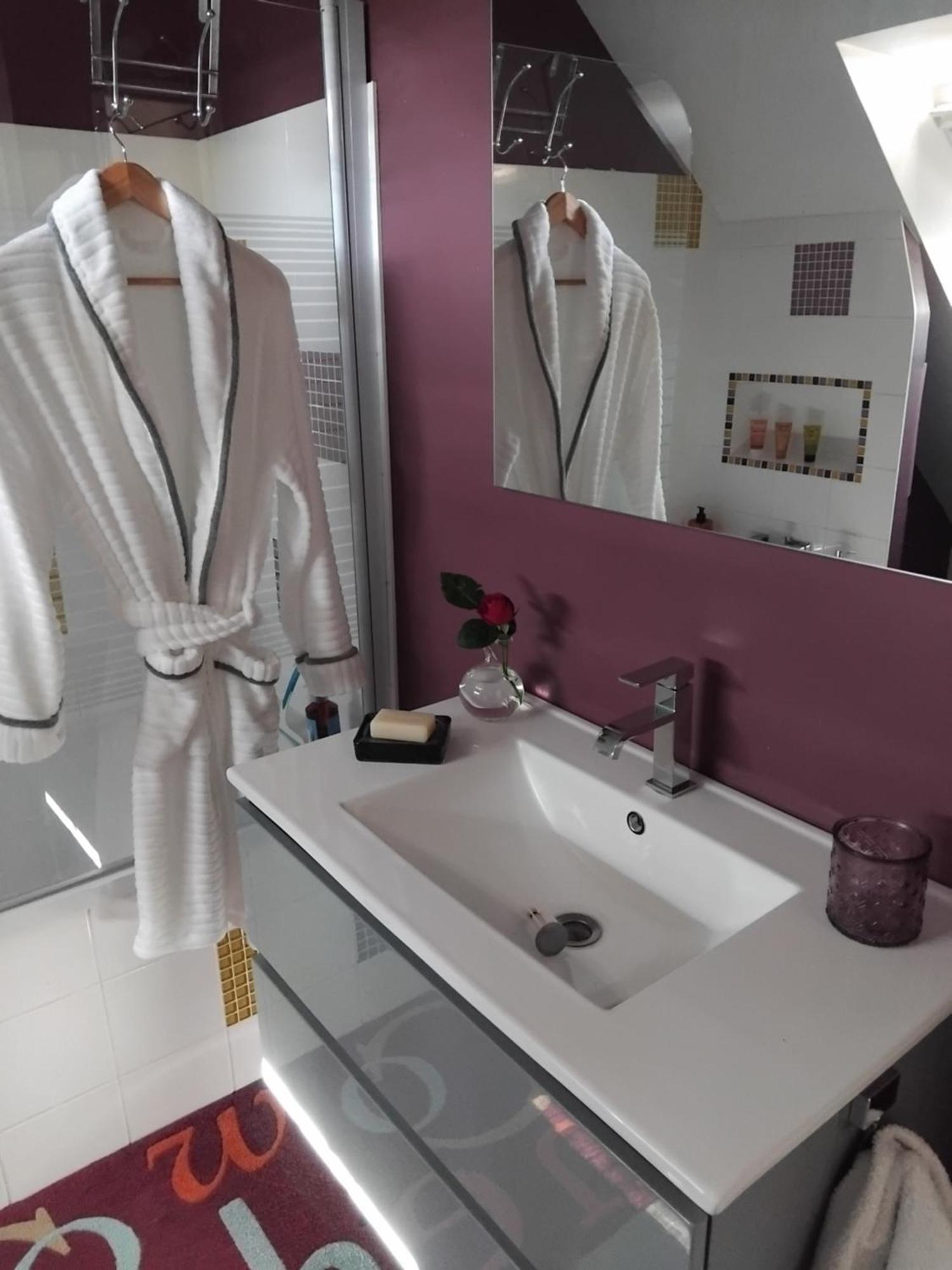 Chambre Dans Un Ecrin De Verdure Angrie Экстерьер фото
